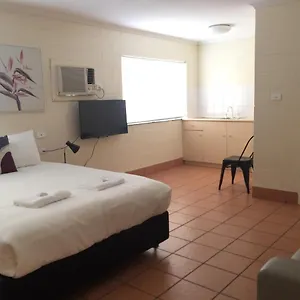 Lake Central Cairns 3*, Cairns Australia