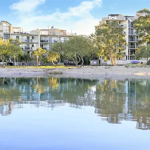 Excellsior 4*, Mooloolaba Australia